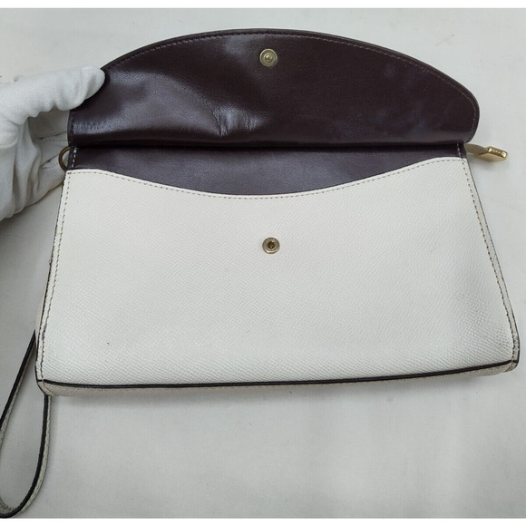 Coach White Leather Snakeskin Detail Credit Card Zipper Closure Clutch - Picture 9 of 15